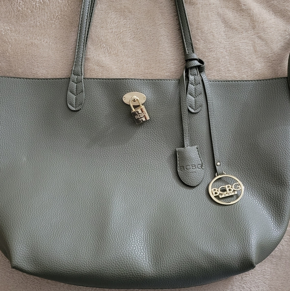 BCBG Paris set